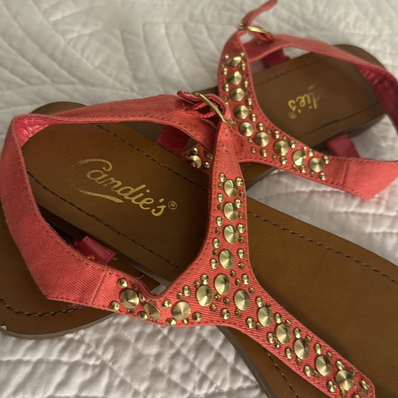 Candies - gold studded sandals (woman’s size 9) Peach/Salmon color - Picture 2 of 16